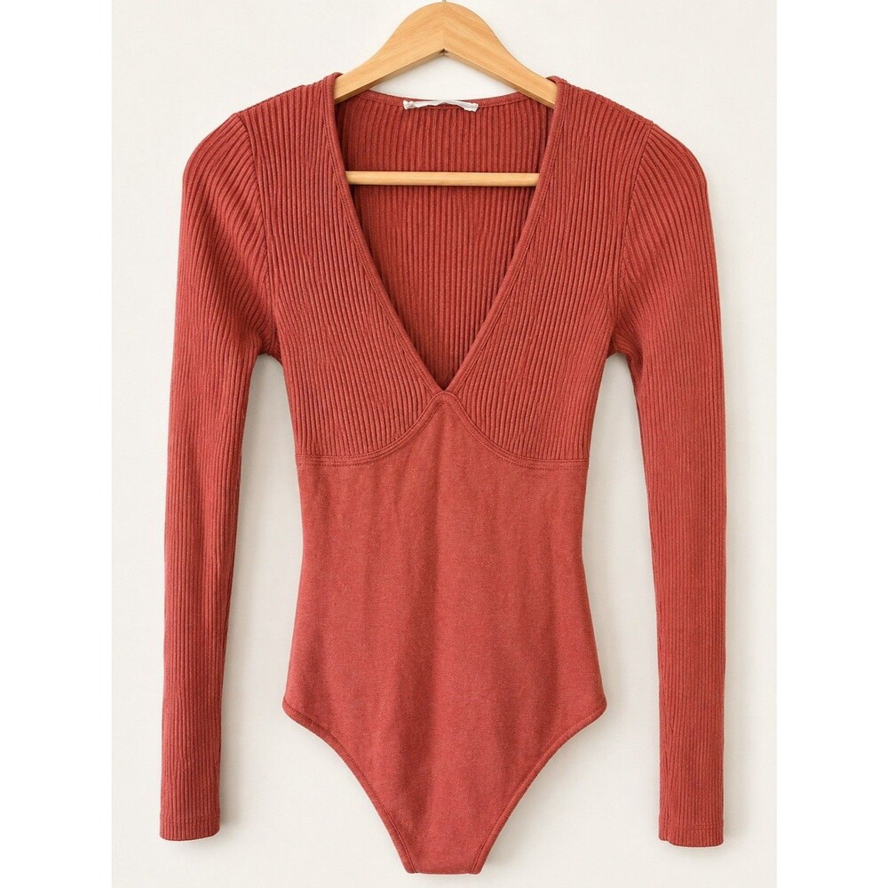 Abercrombie & Fitch Womens XS Burgundy Ribbed Deep V Neck Viscose Blend Bodysuit
